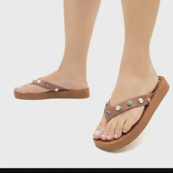 video chinelo de luxo caramelo olimpo mivya